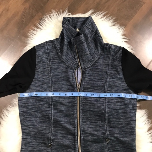 Lululemon scuba zip sweater with cowl neck - Picture 6 of 6